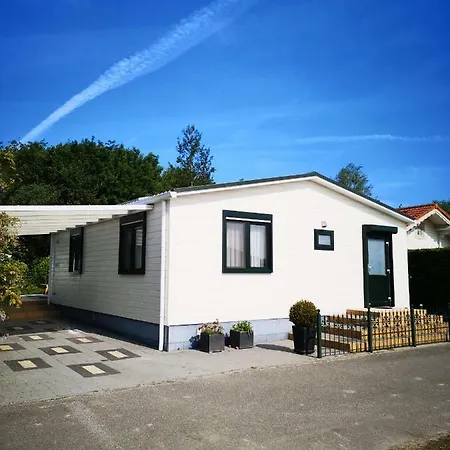 Vakantiewoning De Bosrand Aan Zee Sint Annaland Exterior photo